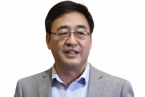 Hongwei Wang, CEO